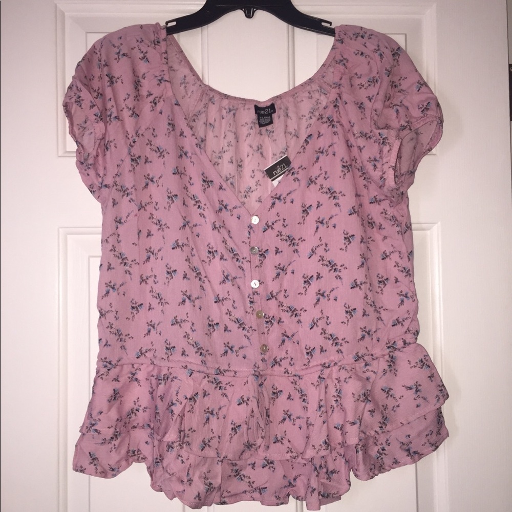 🌸 Floral Pink Button Down Rue 21 Top